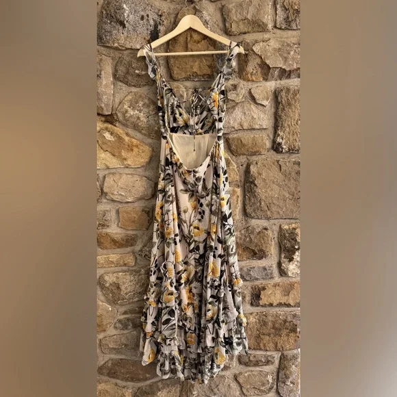 Secret Mission Super Natural Celia Maxi Open Back Dress in Poppy yellow - Picture 7 of 11